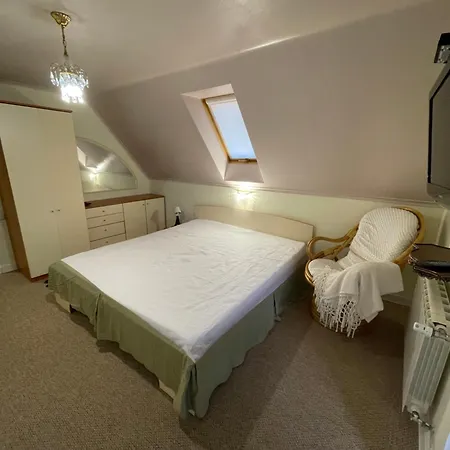 Bukovynskiy Zatyshok 3* Boekovel